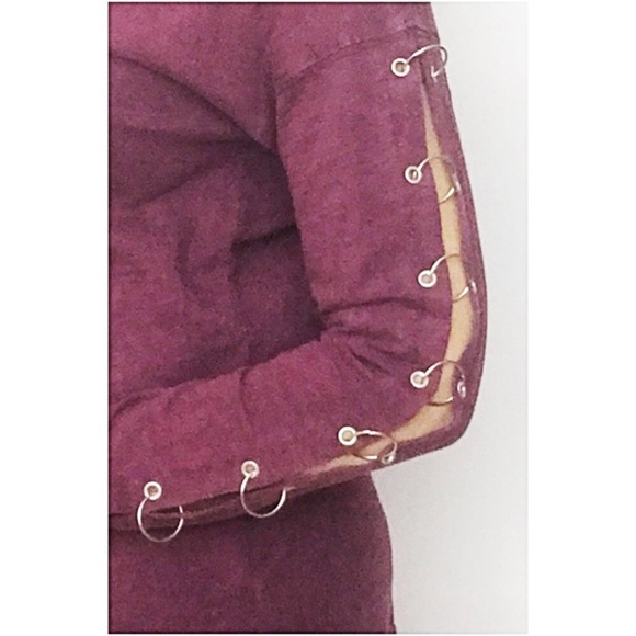 📍SALE Embellished Sleeve Raspberry Tunic Top S - Picture 2 of 5